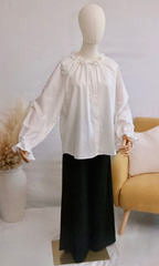 Chemise à lacets, inspiration médiévale