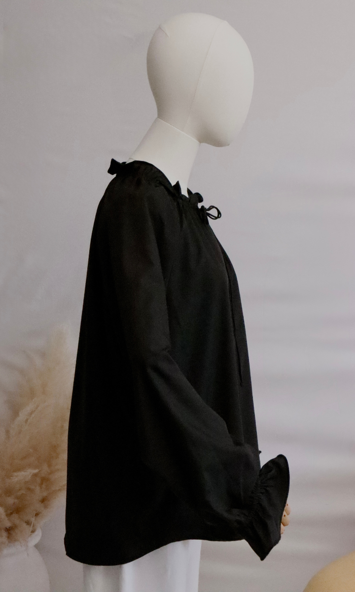 Chemise à lacets ALYSMA coloris noir